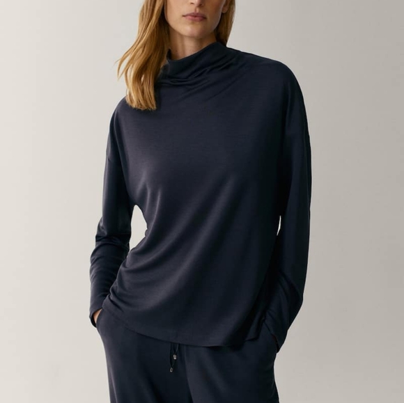 Massimo Dutti sweater - Picture 4 of 7